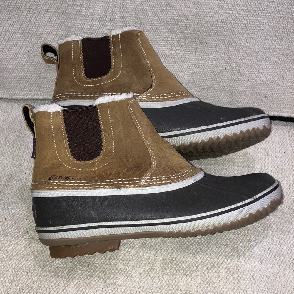 Eddie Bauer wm’s winter sherling trim Tan and Black Winter Boots